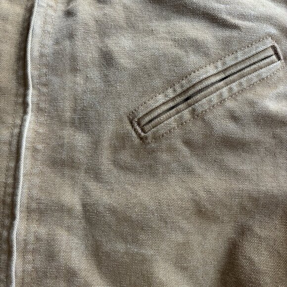 due to PoshM's policies cannot take down a listing within two months been bought - Picture 9 of 16